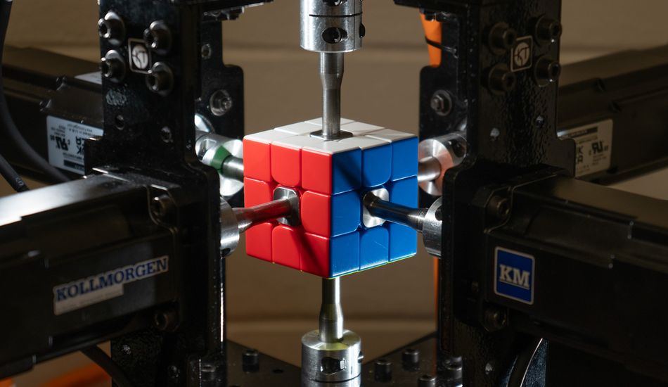 Robô Cubo Rubik